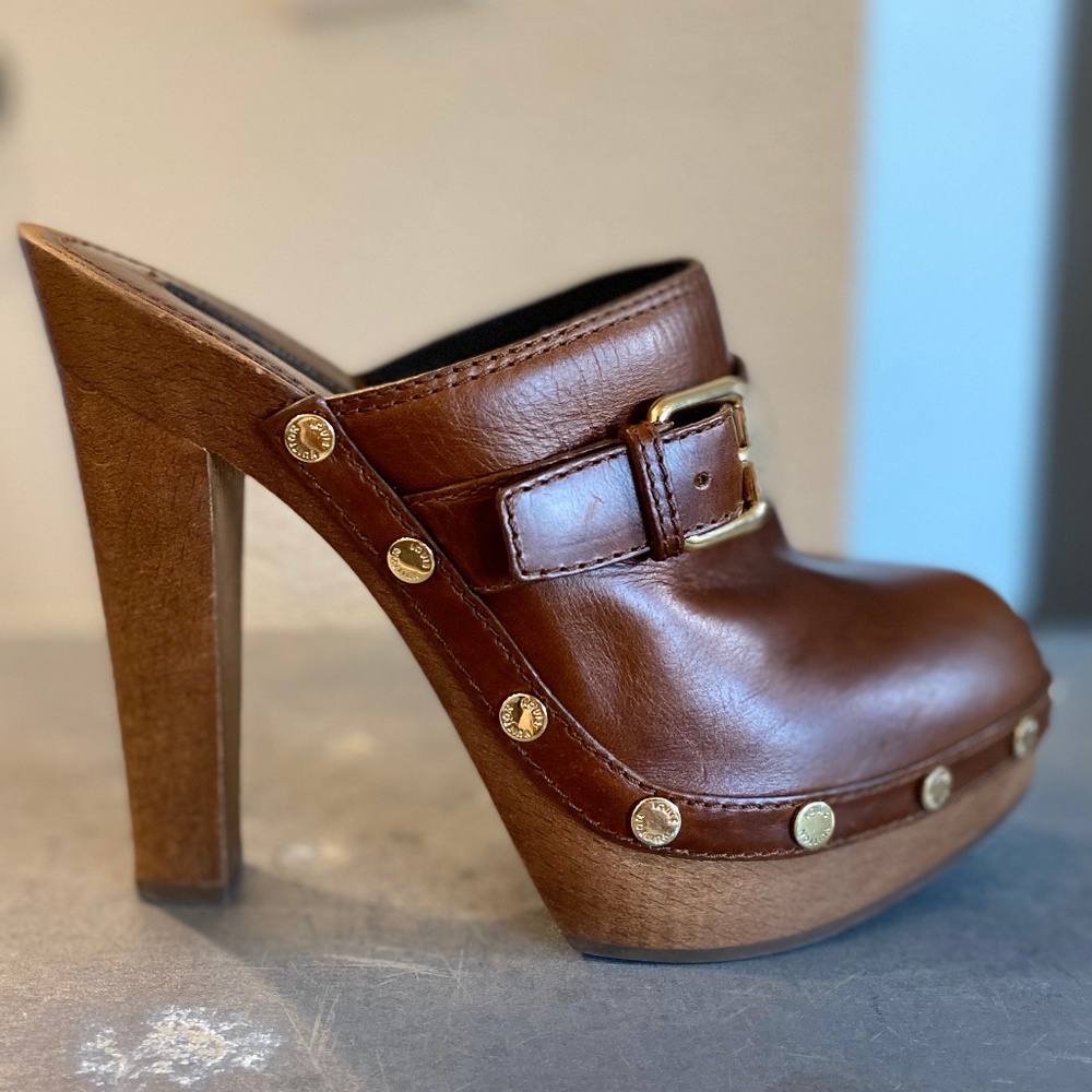 Louis Vuitton Leather Clogs - Picture 12 of 16